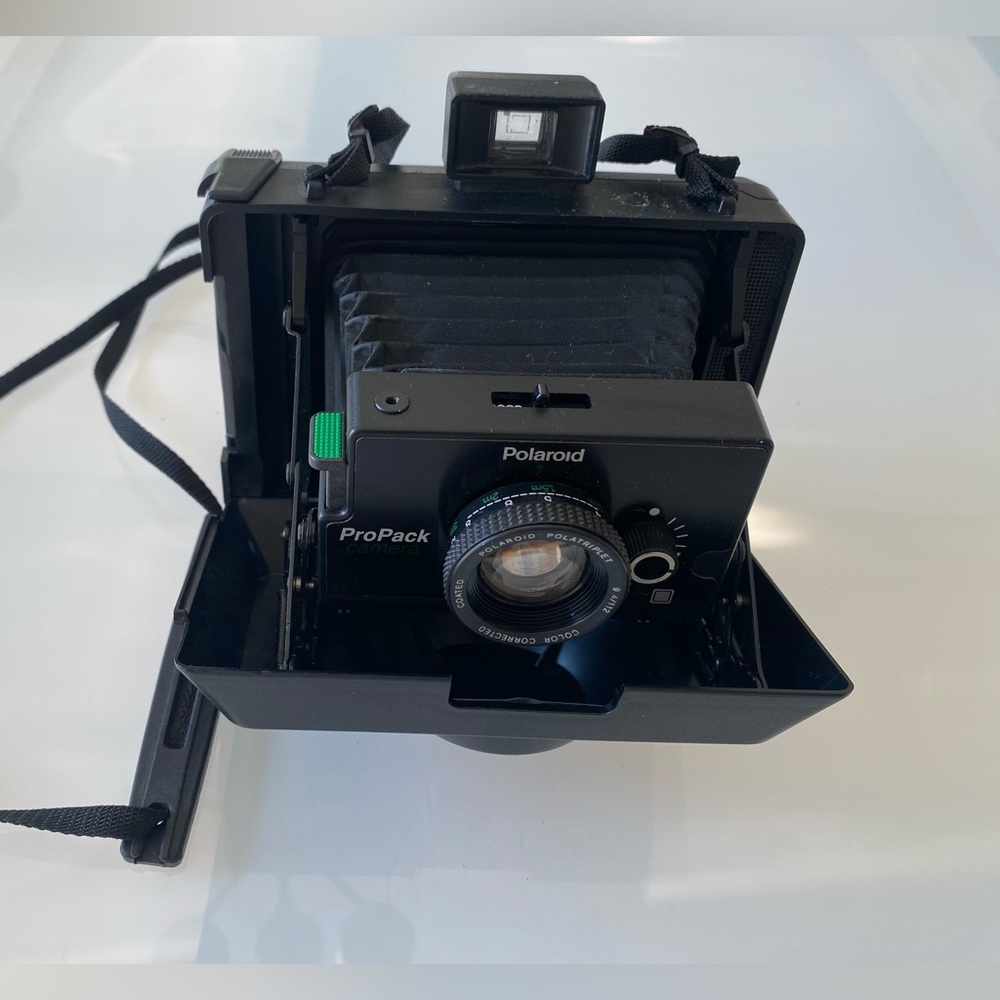 Polaroid pro pack instant camera tested and working